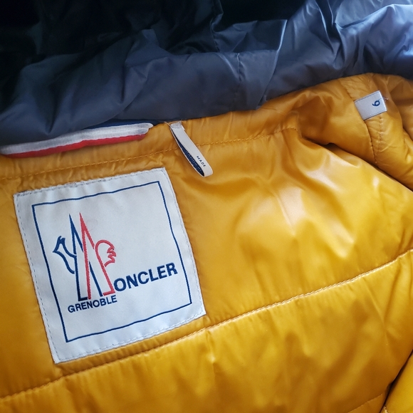 Moncler Jacket - Picture 8 of 12